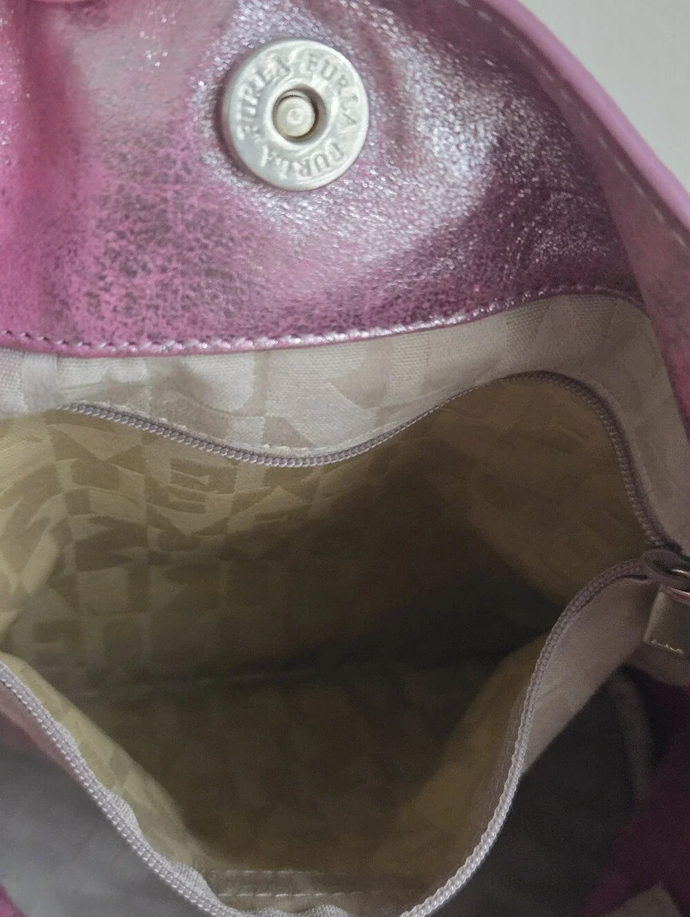 GUC Furla Pink Metallic Leather Hobo Bucket Bag With Strap
